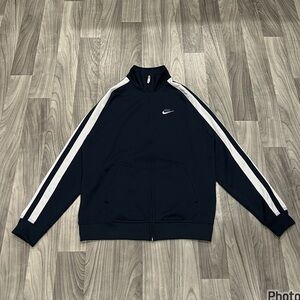 SIZE LARGE NIKE Y2K SILVER TAG NIKE SPORTSWEAR ZIP UP TRACK JACKET